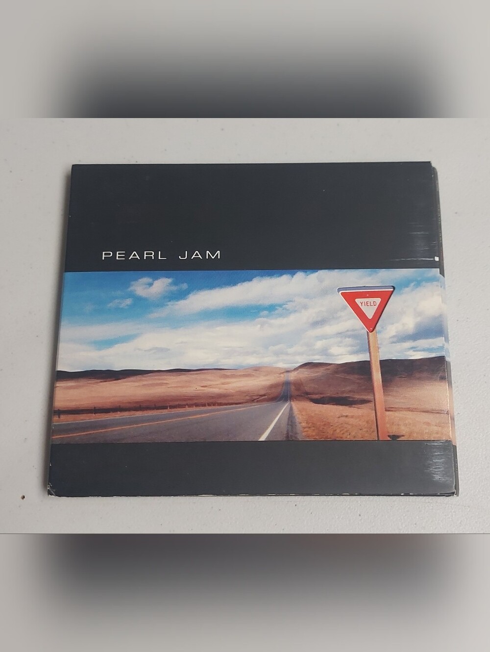 Pearl Jam - Yield Audio CD Digipak Album 1998 Alternative Rock